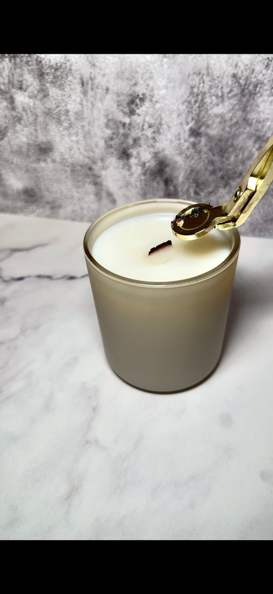Candles, summer candle scents, Top: Juicy Watermelon • Pineapple • Citrus
Middle: Pink Sea Salt • Berry
Base: Ocean Air • Cotton Candy • Musk
Scent Mood: Juicy • Tropical • Playful • Fresh
You'll love Pink Sands if you enjoy:
Fresh watermelon, tropical fruits, sweet berries, salty ocean air, and playful fragrances with a soft touch of sweetness.